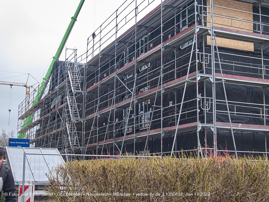 18.01.2022 - Baustelle zur Montessori Schule im Plettzentrum Neuperlach